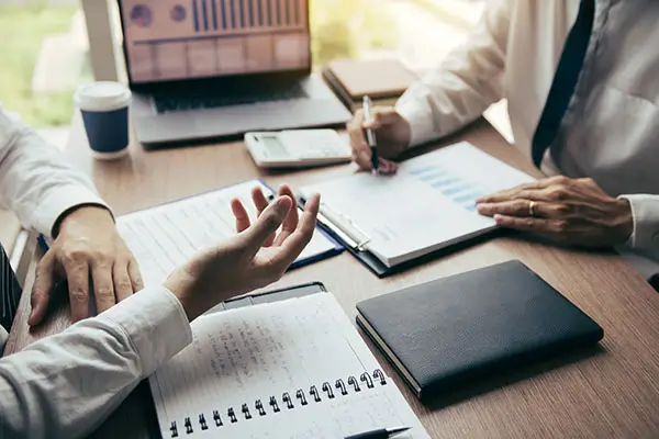 欺诈胁迫适用什么法律